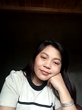 Snapshot of giahan-00 chatting on 22, 11, 2025 giahan-00 online show from 22, 11, 2025