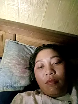 Snapshot of giahan-00 chatting on 24, 11, 2025 giahan-00 online show from 24, 11, 2025