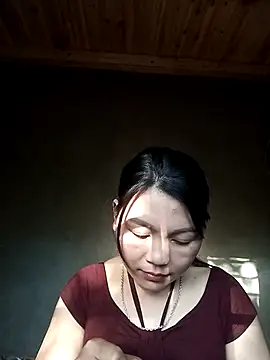 Snapshot of giahan-00 chatting on 28, 11, 2025 giahan-00 online show from 28, 11, 2025