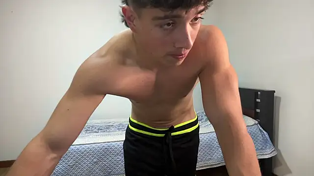 Snapshot of JUSTIN_JHONS chatting on 15, 11, 2025 JUSTIN JHONS online show from 15, 11, 2025