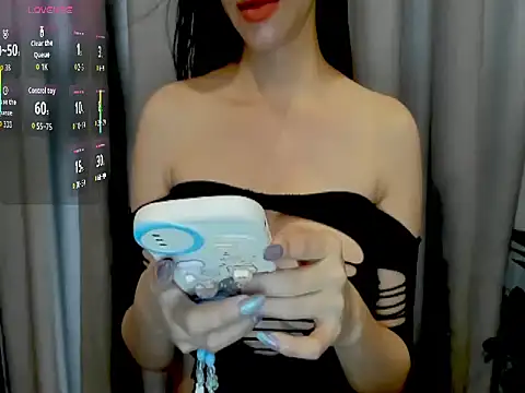 JuNi-Li online show from 20, 12, 2025
