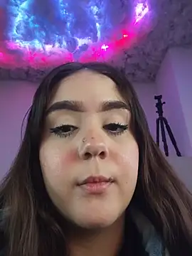 mirandahvelez online show from 27, 11, 2025