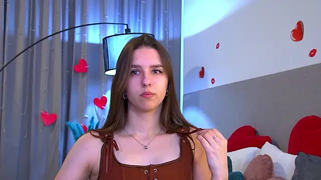 AliceAtkins online show from 20, 7, 2026