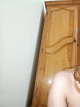 Snapshot of indilasixeey chatting on 23, 11, 2025 indilasixeey online show from 23, 11, 2025