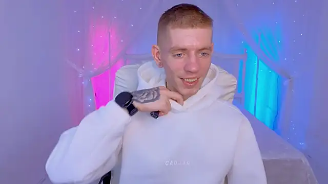 Snapshot of Cristian__Dior chatting on 29, 11, 2025 Cristian Dior online show from 29, 11, 2025