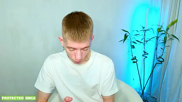 Snapshot of Cristian__Dior chatting on 7, 3, 2026 Cristian Dior online show from 7, 3, 2026