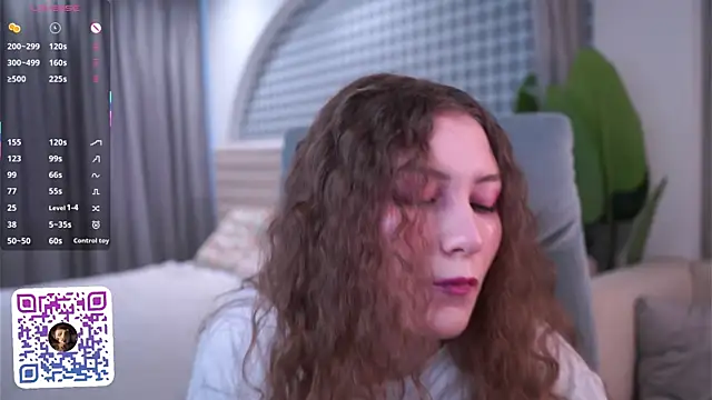 MegganKinson online show from 25, 4, 2026