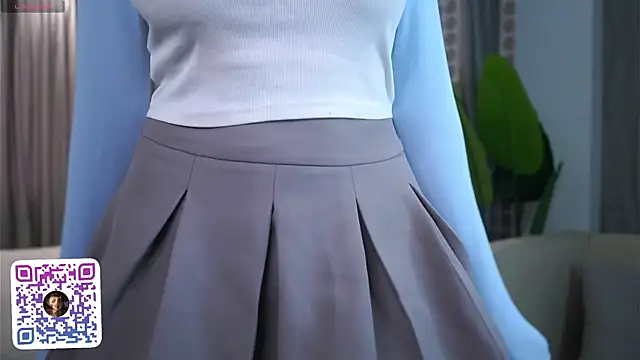 MegganKinson online show from 30, 4, 2026