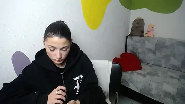 Snapshot of a_alessia chatting on 30, 10, 2025 a alessia online show from 30, 10, 2025