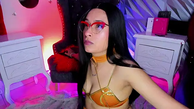 Roxanne Han online show from 8, 7, 2026