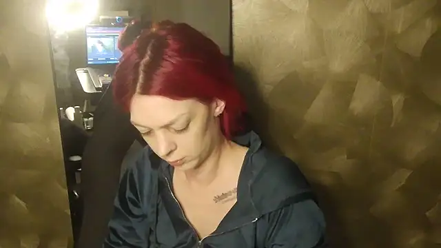 Amanda-JewelzX online show from 4, 11, 2025