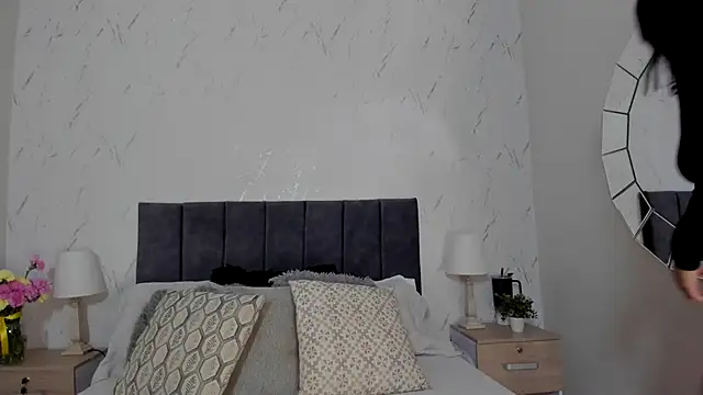 sophie duval online show from 26, 10, 2025