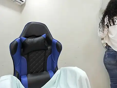 Snapshot of agata18_ chatting on 5, 2, 2026 agata18 online show from 5, 2, 2026