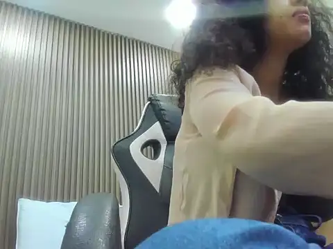 agata18  online show from 18, 3, 2026