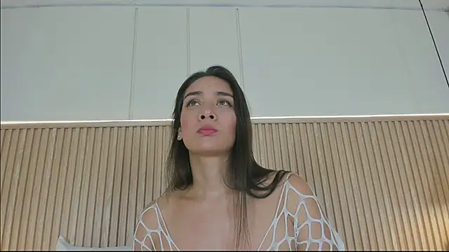 NahimiThompson online show from 23, 7, 2026