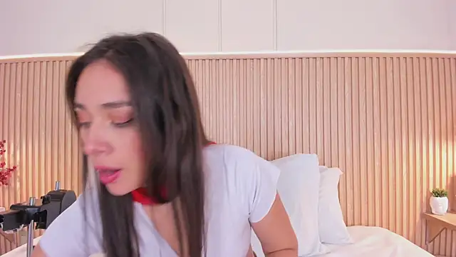 NahimiThompson online show from 25, 7, 2026