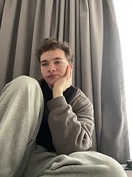 danielxfun online show from 22, 4, 2026