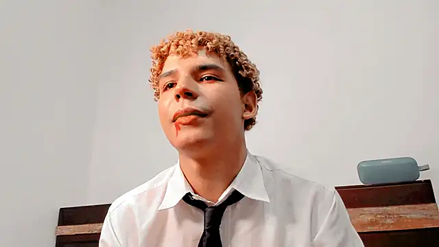 Daark Eros online show from 27, 10, 2025