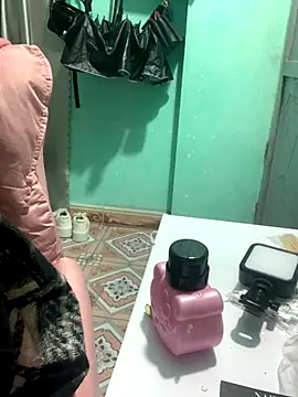 Snapshot of May2k2 chatting on 8, 1, 2026 May2k2 online show from 8, 1, 2026