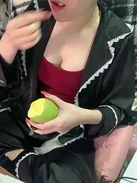 Snapshot of May2k2 chatting on 14, 1, 2026 May2k2 online show from 14, 1, 2026