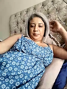 IndianLara online show from 13, 11, 2025