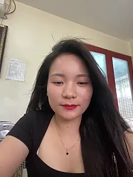 Snapshot of Bee_Yellow00 chatting on 2, 6, 2026 Bee Yellow00 online show from 2, 6, 2026