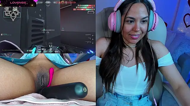 Snapshot of VenusIsLove_ chatting on 17, 2, 2025 VenusIsLove online show from 17, 2, 2025