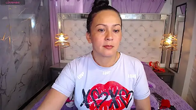 Melissa-roberts online show from 27, 11, 2025