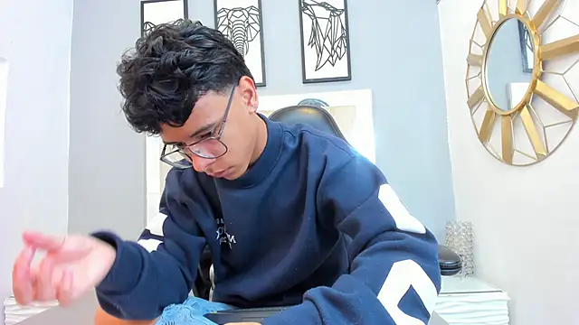 adams bobby online show from 27, 4, 2026