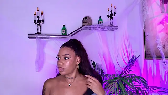 loana vegas online show from 30, 10, 2025