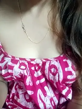 Snapshot of Sujatab250 chatting on 3, 11, 2025 Sujatab250 online show from 3, 11, 2025