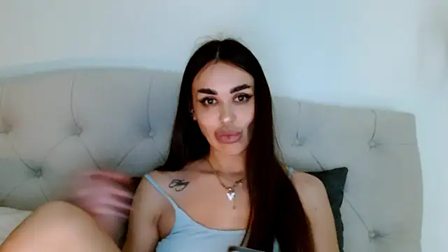 velvetveyraX online show from 9, 6, 2026