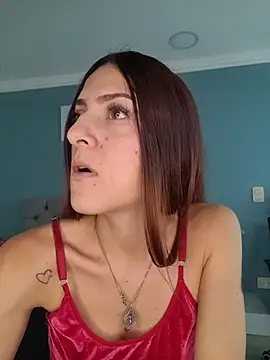 Luna Raay online show from 27, 11, 2025