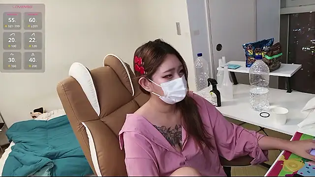 Milk Sola online show from 27, 10, 2025