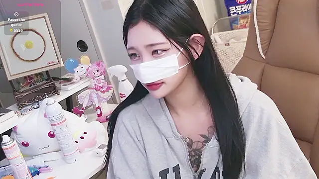 Milk Sola online show from 1, 6, 2026