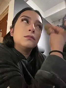 Kloe Novoa online show from 7, 1, 2026