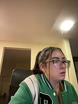 Kloe Novoa online show from 27, 4, 2026