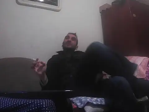 Snapshot of alin42xx chatting on 3, 12, 2025 alin42xx online show from 3, 12, 2025