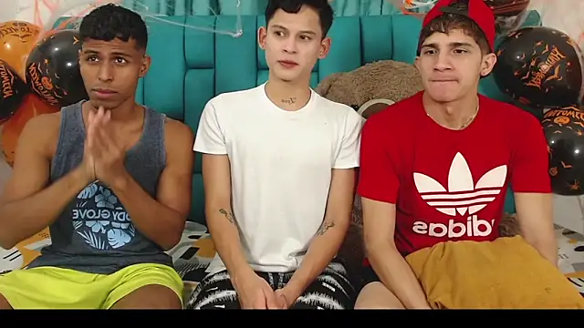 Hot Boys Latinos X online show from 28, 10, 2025