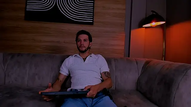 Snapshot of tonny__08 chatting on 12, 11, 2025 tonny 08 online show from 12, 11, 2025