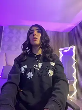 MAIILY TAY online show from 15, 11, 2025