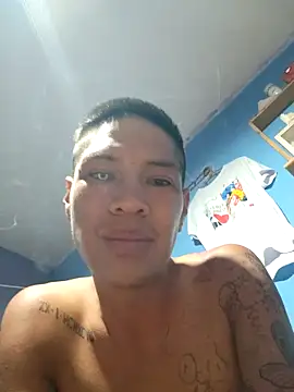 Snapshot of Ojitosbrrr chatting on 4, 11, 2025 Ojitosbrrr online show from 4, 11, 2025