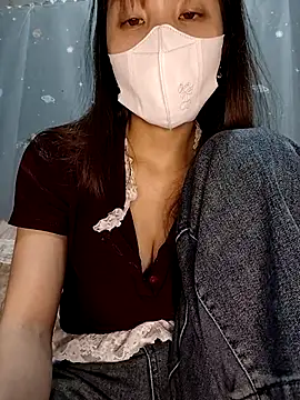 Snapshot of ezabel- chatting on 7, 5, 2026 ezabel- online show from 7, 5, 2026
