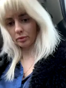 Snapshot of blondegirlx chatting on 22, 11, 2025 blondegirlx online show from 22, 11, 2025