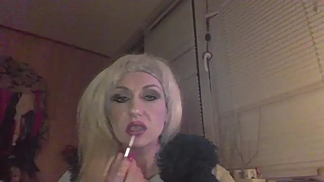 LilaniLoverx online show from 24, 4, 2026