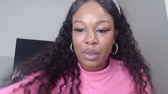 SweetieP11 online show from 27, 10, 2025