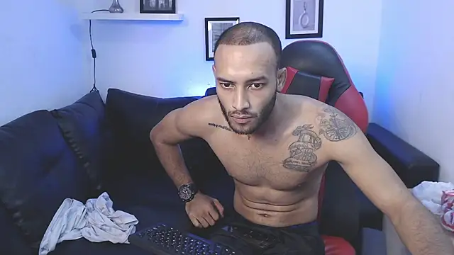 Giselle Max online show from 3, 11, 2025