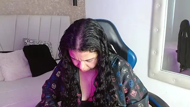 AliceSmity  online show from 23, 4, 2026