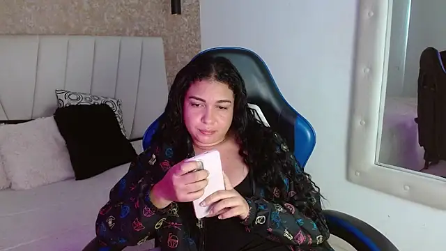 AliceSmity  online show from 23, 4, 2026