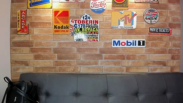 foxy sharlotte online show from 25, 4, 2026